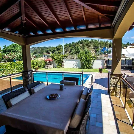 Villa Mimoza
